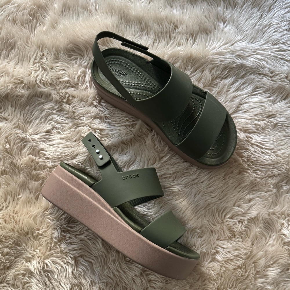 CROCS “Brooklyn” Low Wedge Sandals